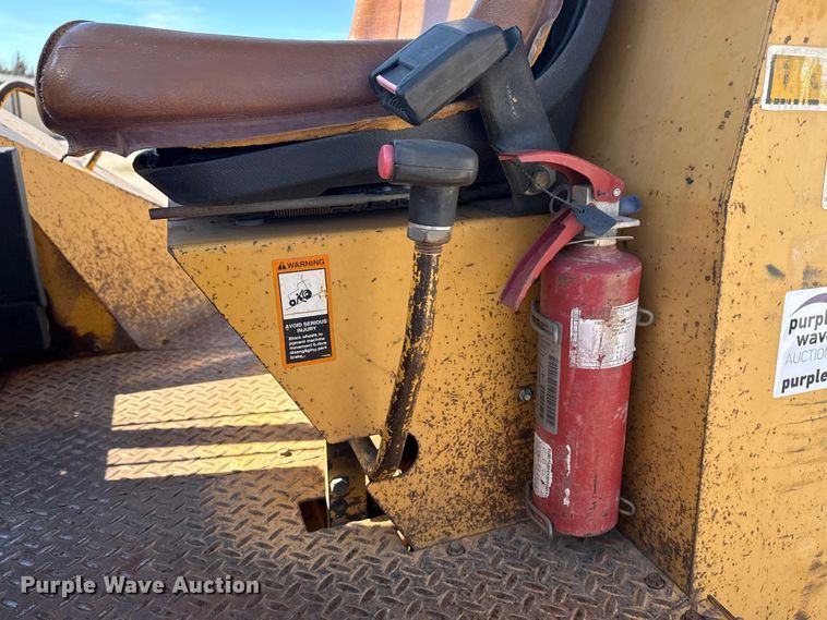 image for item DQ4256 John Deere 486E forklift