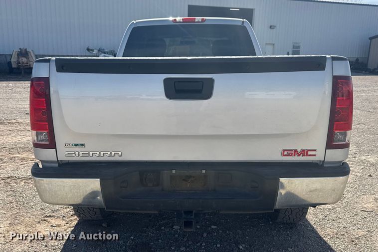 image for item DQ4261 2012 GMC Sierra 1500 Ext. Cab pickup truck