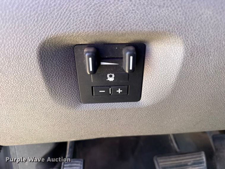 image for item DQ4261 2012 GMC Sierra 1500 Ext. Cab pickup truck