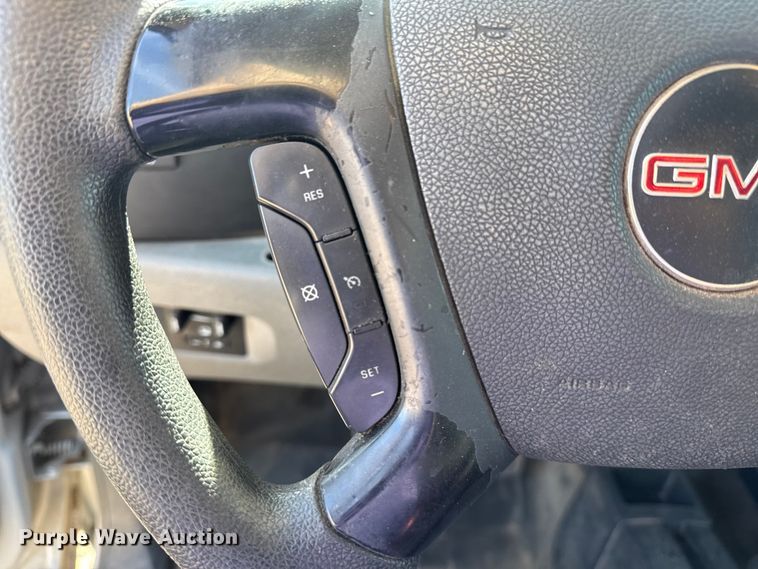 image for item DQ4261 2012 GMC Sierra 1500 Ext. Cab pickup truck