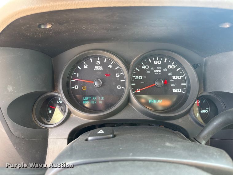 image for item DQ4261 2012 GMC Sierra 1500 Ext. Cab pickup truck