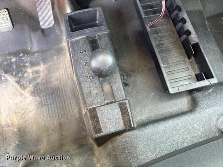 image for item DQ4261 2012 GMC Sierra 1500 Ext. Cab pickup truck