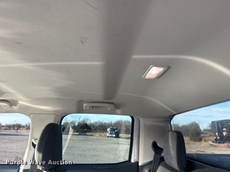 image for item DQ4265 2022 Ford Maverick XL Crew Cab pickup truck