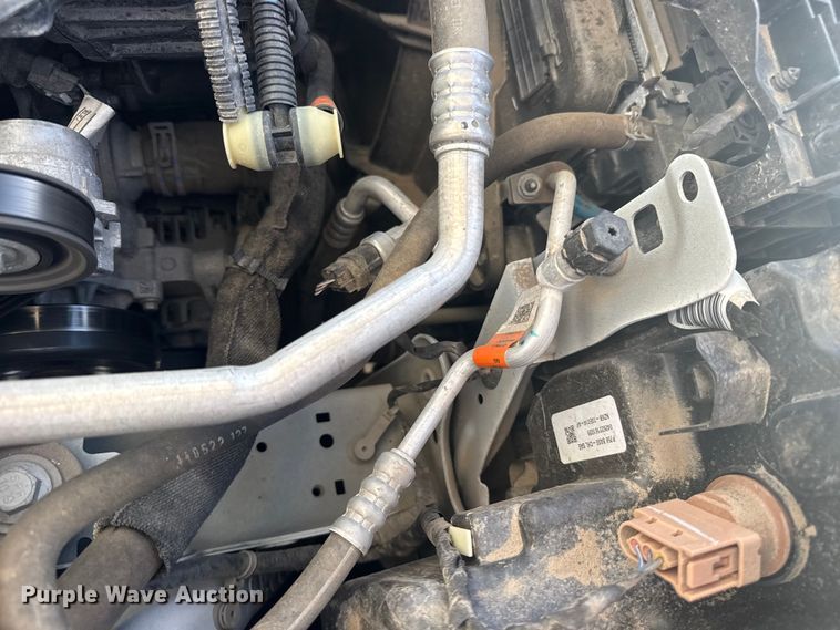 image for item DQ4265 2022 Ford Maverick XL Crew Cab pickup truck