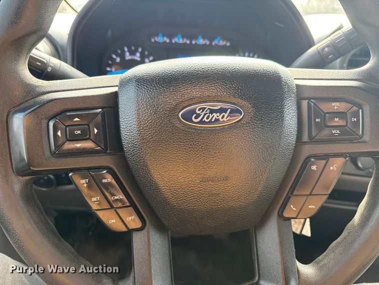 image for item DQ4271 2018 Ford F250 Super Duty Ext. Cab pickup truck