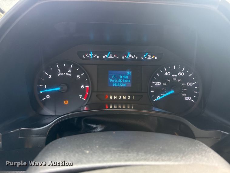 image for item DQ4271 2018 Ford F250 Super Duty Ext. Cab pickup truck