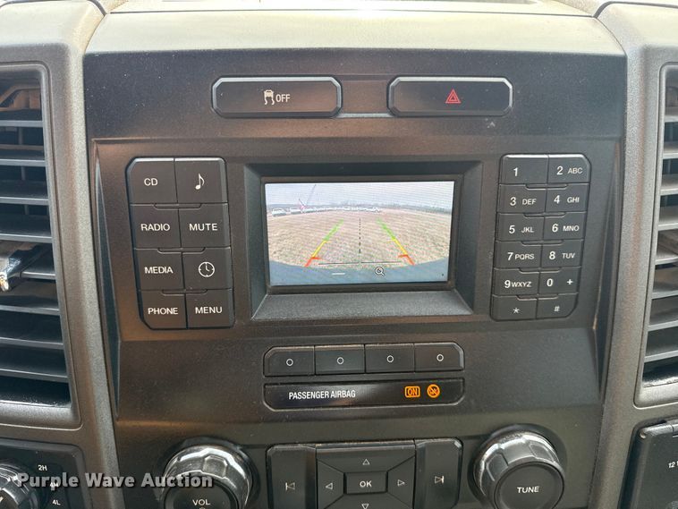 image for item DQ4271 2018 Ford F250 Super Duty Ext. Cab pickup truck