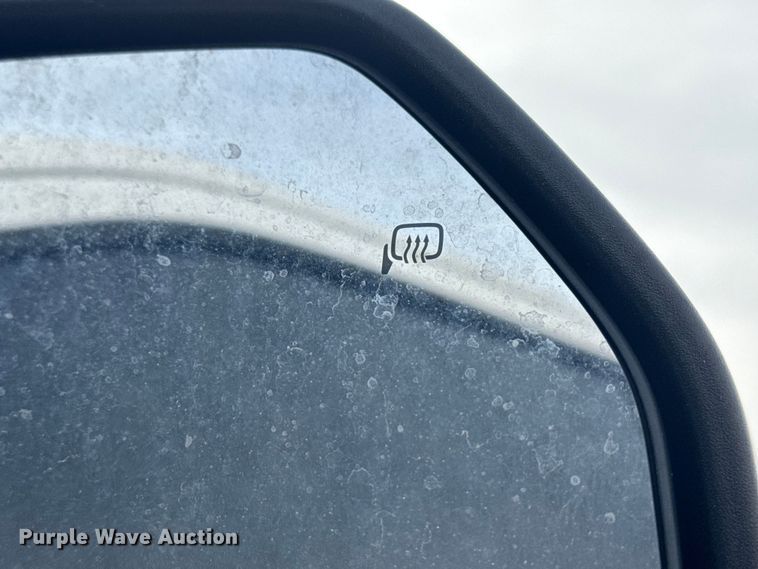 image for item DQ4271 2018 Ford F250 Super Duty Ext. Cab pickup truck