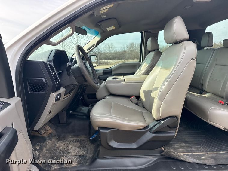 image for item DQ4272 2018 Ford F150 Ext. Cab pickup truck