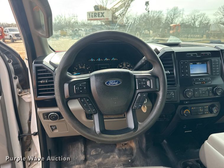 image for item DQ4272 2018 Ford F150 Ext. Cab pickup truck