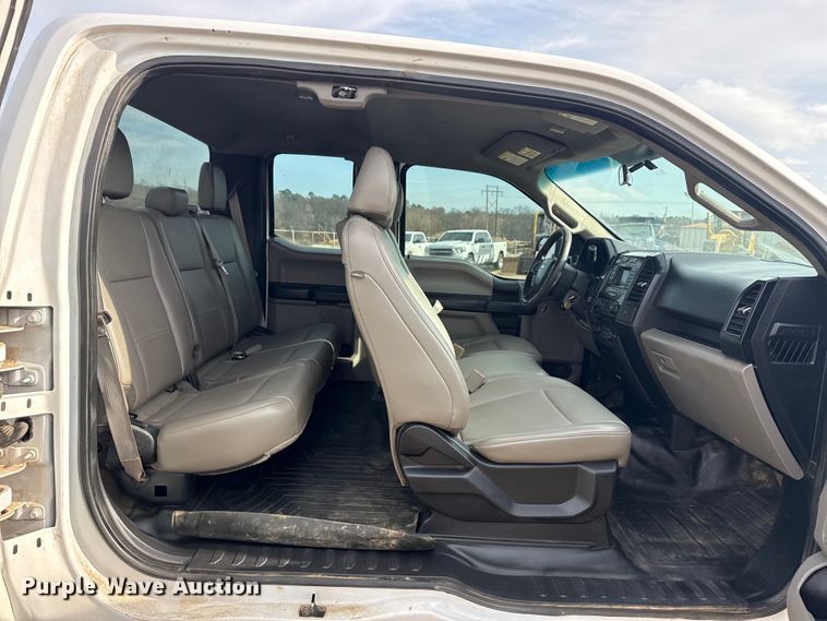 image for item DQ4272 2018 Ford F150 Ext. Cab pickup truck