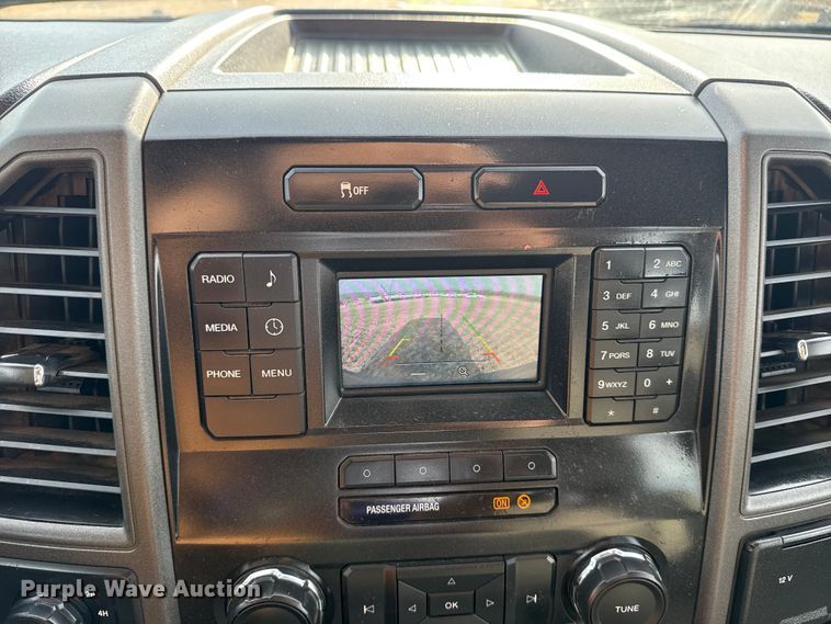 image for item DQ4273 2019 Ford F250 Super Duty XL Ext. Cab pickup truck