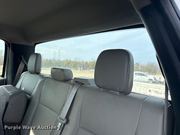 image for item DQ4273 2019 Ford F250 Super Duty XL Ext. Cab pickup truck