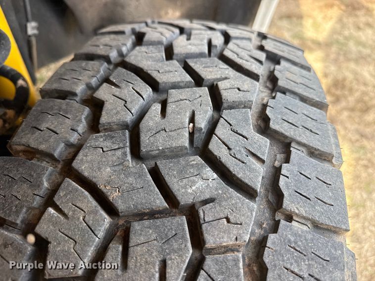 image for item DQ4273 2019 Ford F250 Super Duty XL Ext. Cab pickup truck