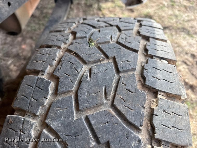 image for item DQ4273 2019 Ford F250 Super Duty XL Ext. Cab pickup truck