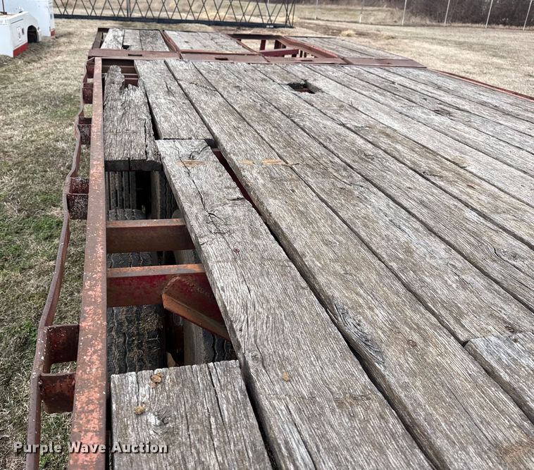 image for item DQ4280 2001 Coose Trailer Mfg. Inc equipment trailer