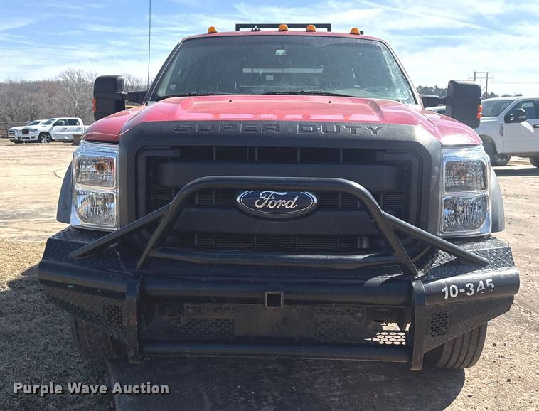 image for item DQ4283 2012 Ford F550 Super Duty Ext. Cab flatbed truck