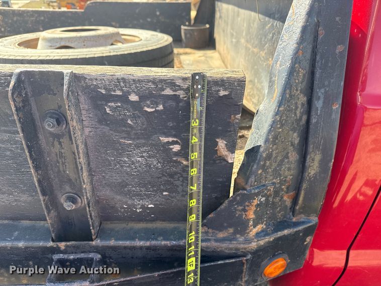 image for item DQ4283 2012 Ford F550 Super Duty Ext. Cab flatbed truck