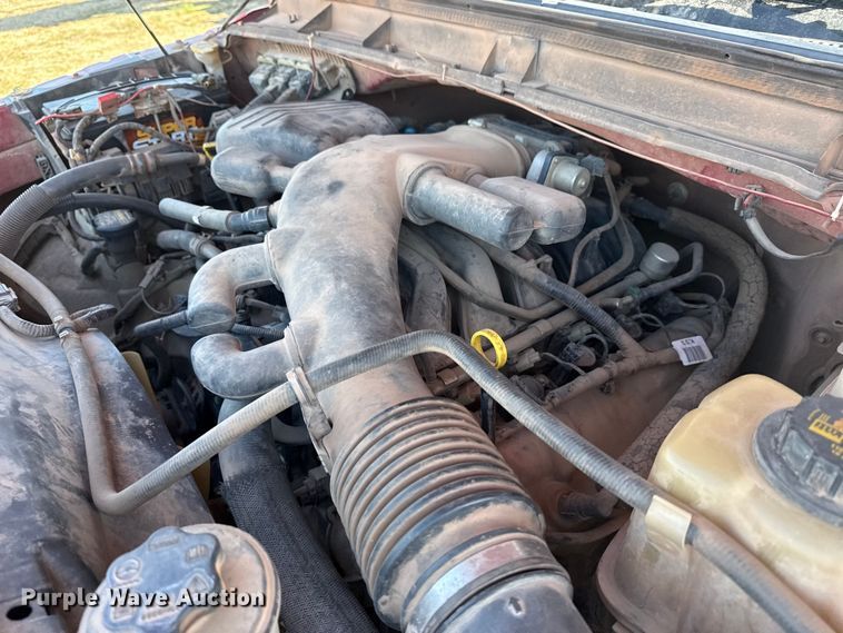 image for item DQ4283 2012 Ford F550 Super Duty Ext. Cab flatbed truck