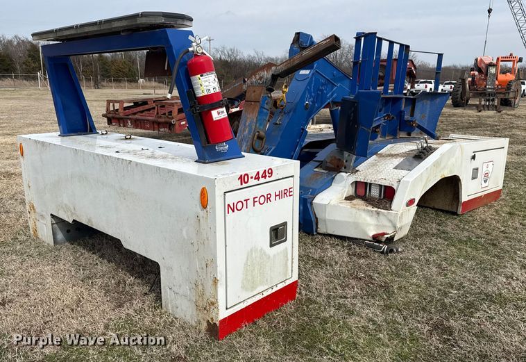 image for item DQ4287 Miller Industries wrecker bed