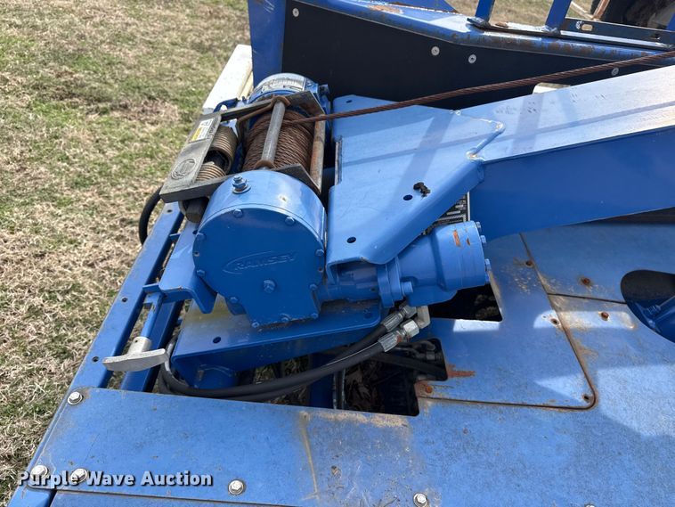 image for item DQ4287 Miller Industries wrecker bed