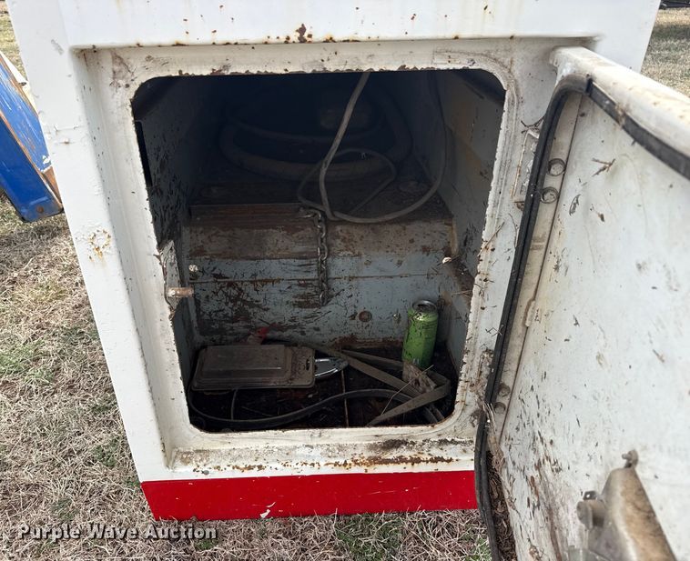 image for item DQ4287 Miller Industries wrecker bed