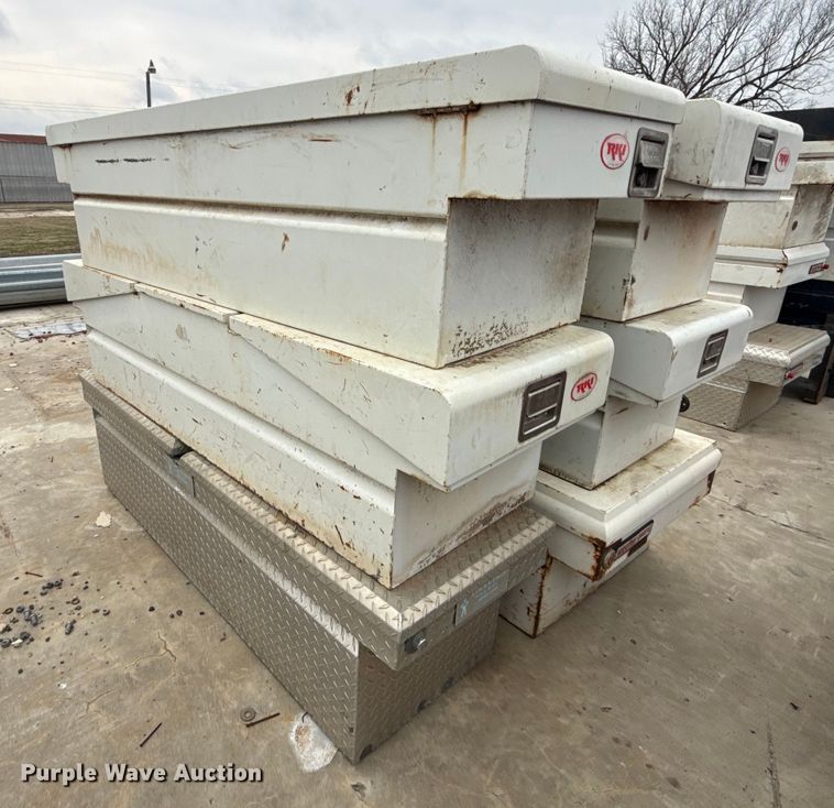 image for item DQ4294 (6) toolboxes