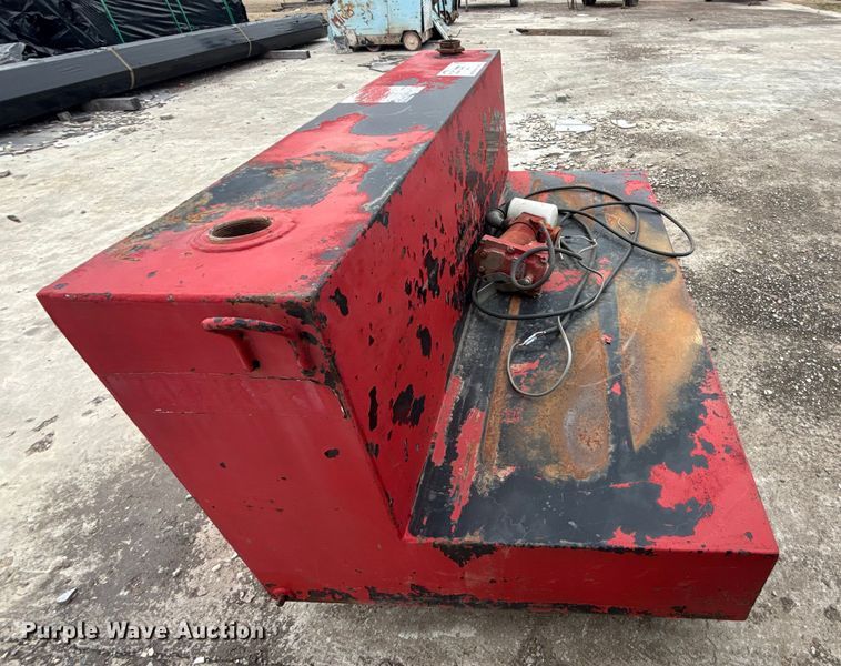 image for item DQ4296 Fuel tank