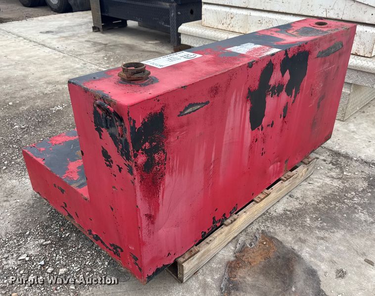 image for item DQ4296 Fuel tank