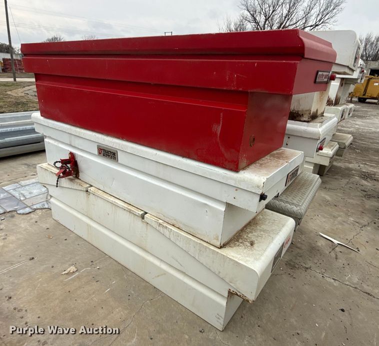 image for item DQ4298 (6) toolboxes