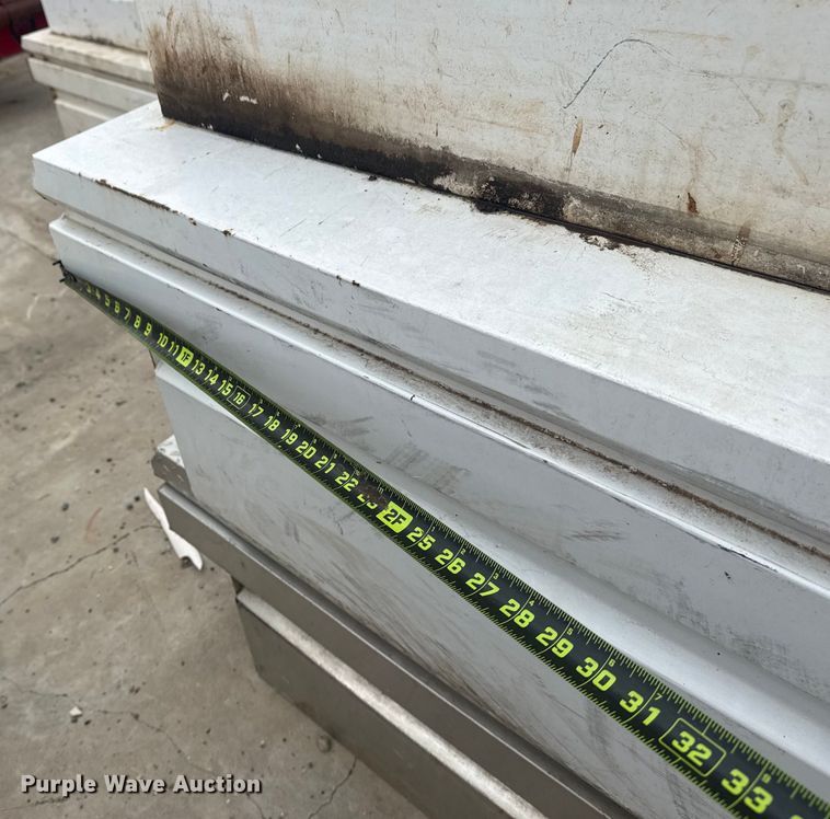 image for item DQ4298 (6) toolboxes