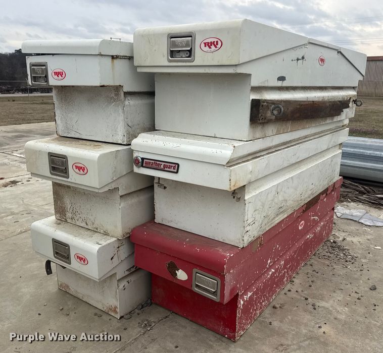 image for item DQ4299 (6) toolboxes