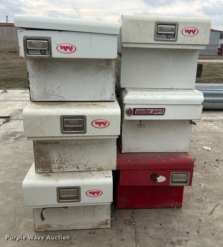 image for item DQ4299 (6) toolboxes