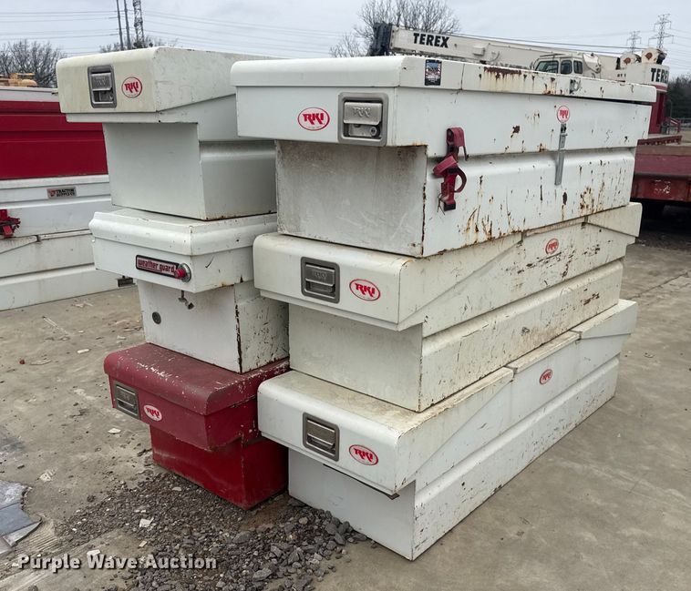 image for item DQ4299 (6) toolboxes