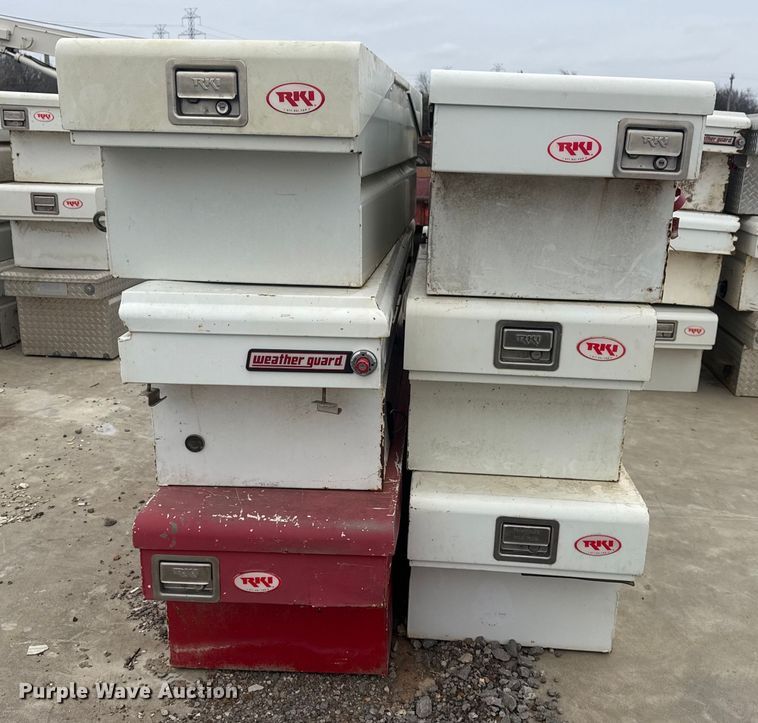 image for item DQ4299 (6) toolboxes