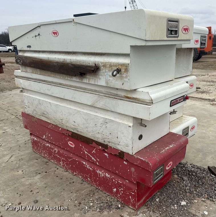 image for item DQ4299 (6) toolboxes