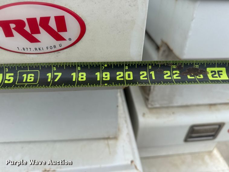 image for item DQ4299 (6) toolboxes