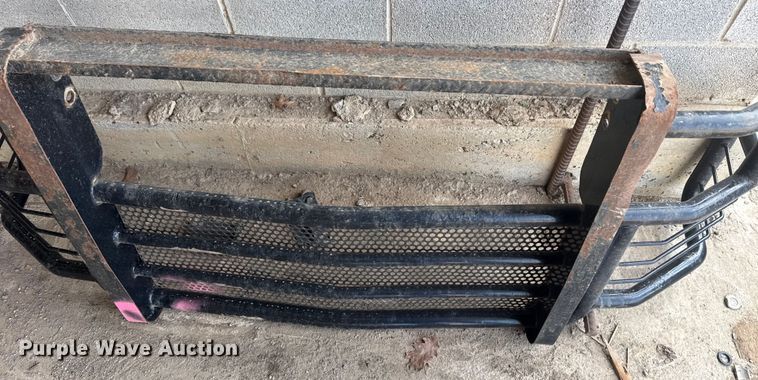 image for item DQ4300 Grill guard