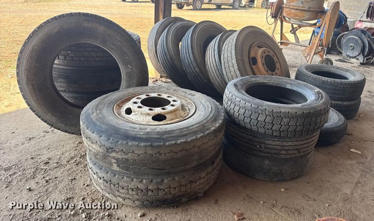 image for item DQ4314 Tires and wheels