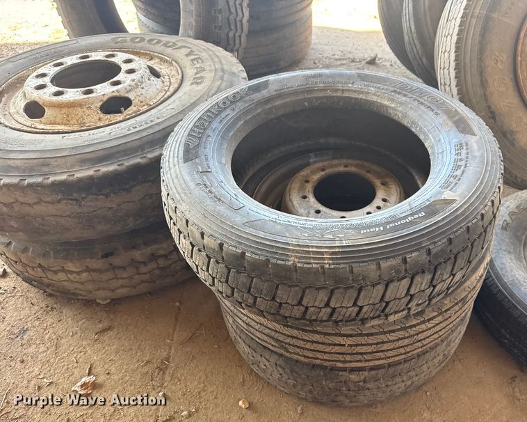 image for item DQ4314 Tires and wheels