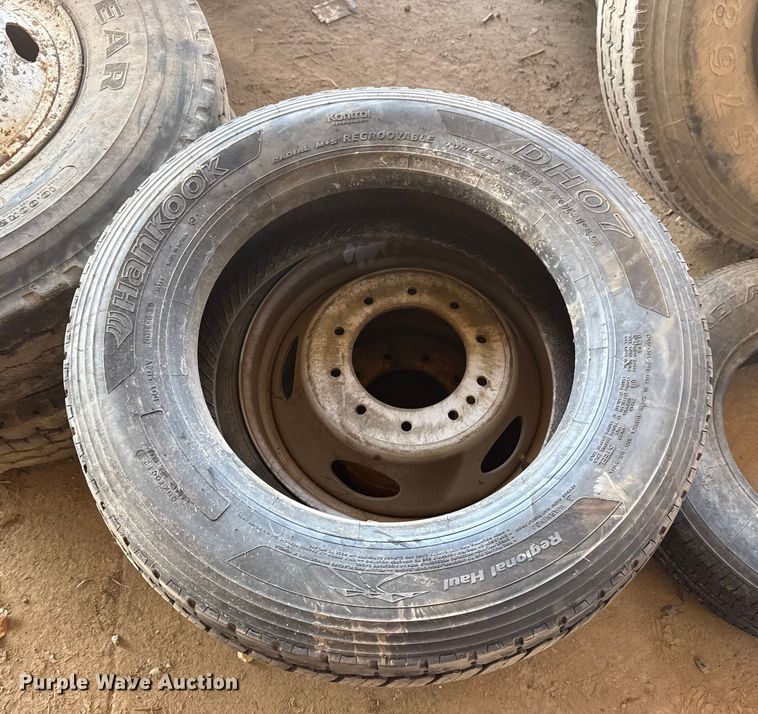 image for item DQ4314 Tires and wheels