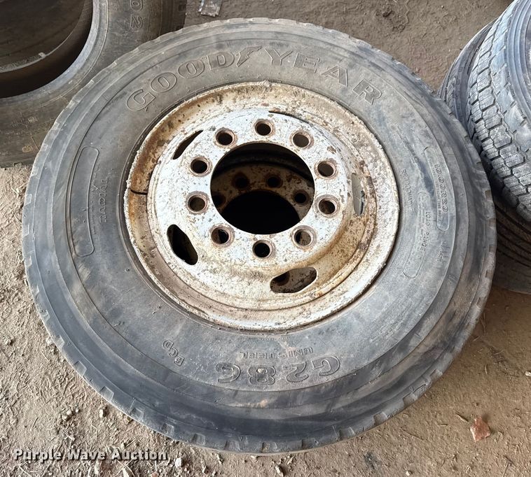 image for item DQ4314 Tires and wheels