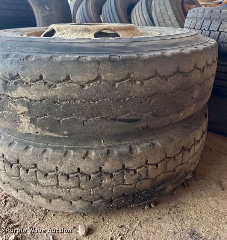 image for item DQ4314 Tires and wheels