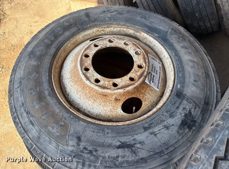 image for item DQ4314 Tires and wheels