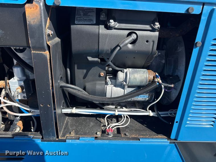 image for item DQ4319 Miller Trailblazer 302 Air Pak welder/generator