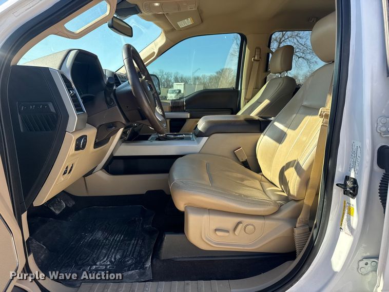 image for item DQ4326 2020 Ford F150 Crew Cab pickup truck