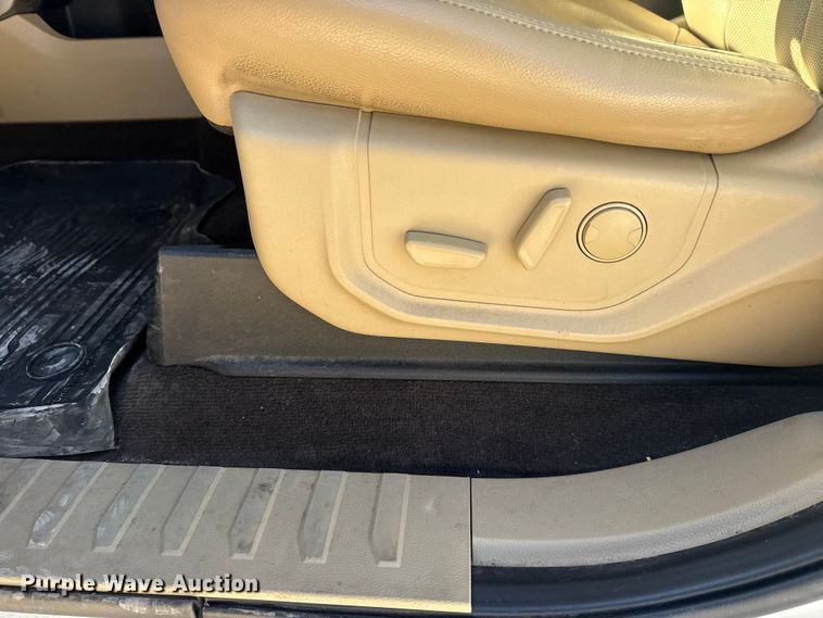 image for item DQ4326 2020 Ford F150 Crew Cab pickup truck