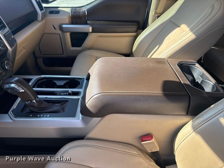 image for item DQ4326 2020 Ford F150 Crew Cab pickup truck