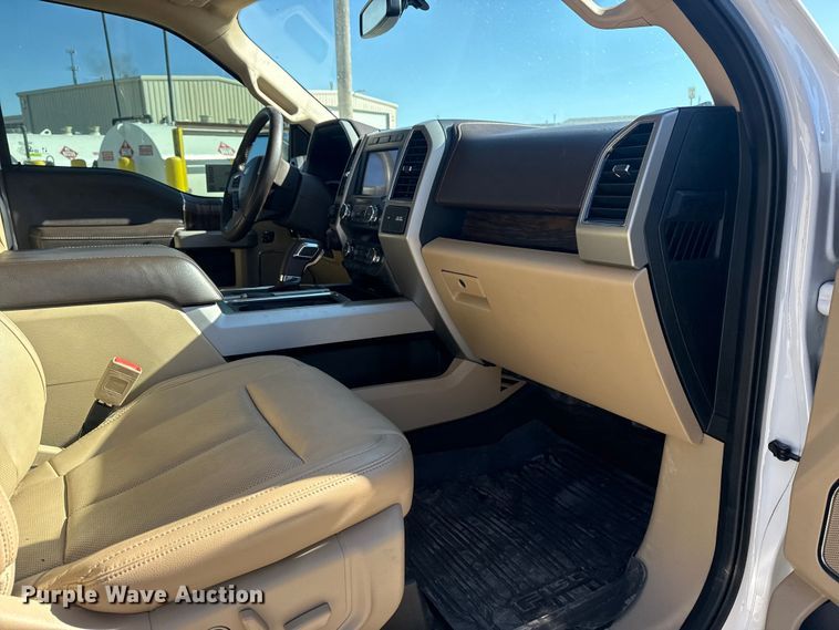 image for item DQ4326 2020 Ford F150 Crew Cab pickup truck