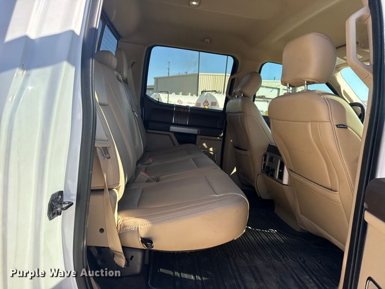 image for item DQ4326 2020 Ford F150 Crew Cab pickup truck